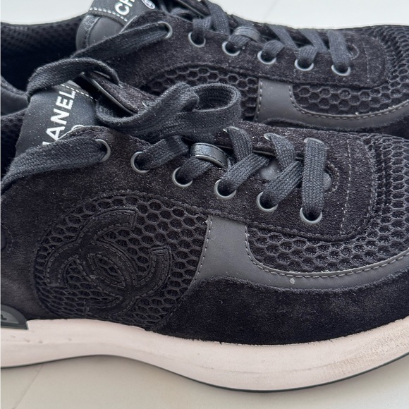 Chanel authentic sneakers in black size 38, used only once. perfect condition - Picture 4 of 12